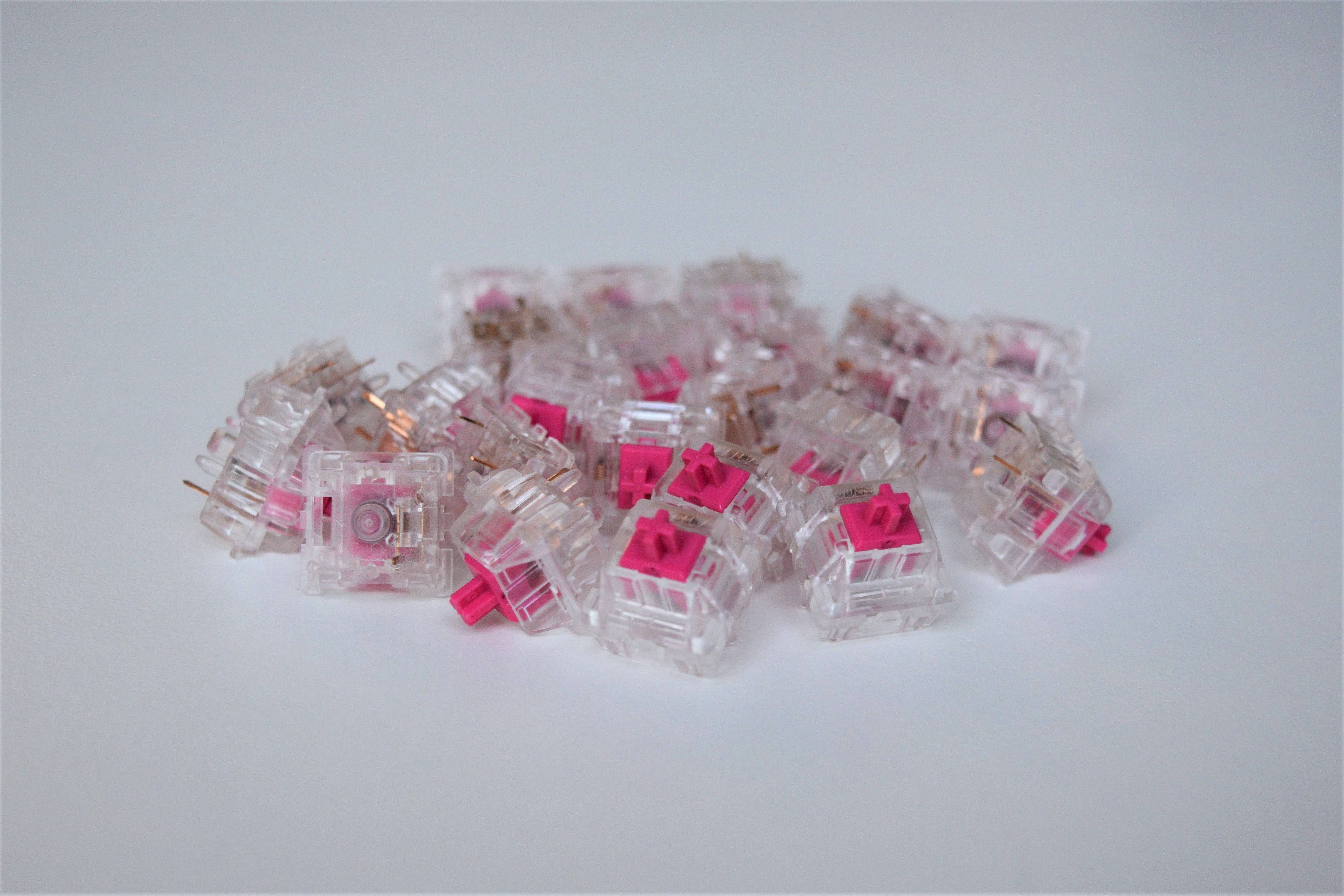 Clean shot of the gateron aliaz switches. Silent tactiles