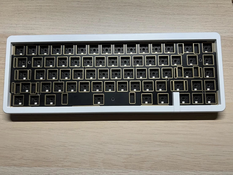 KBDfans D65 E-white ガスケットマウントキーボード セール