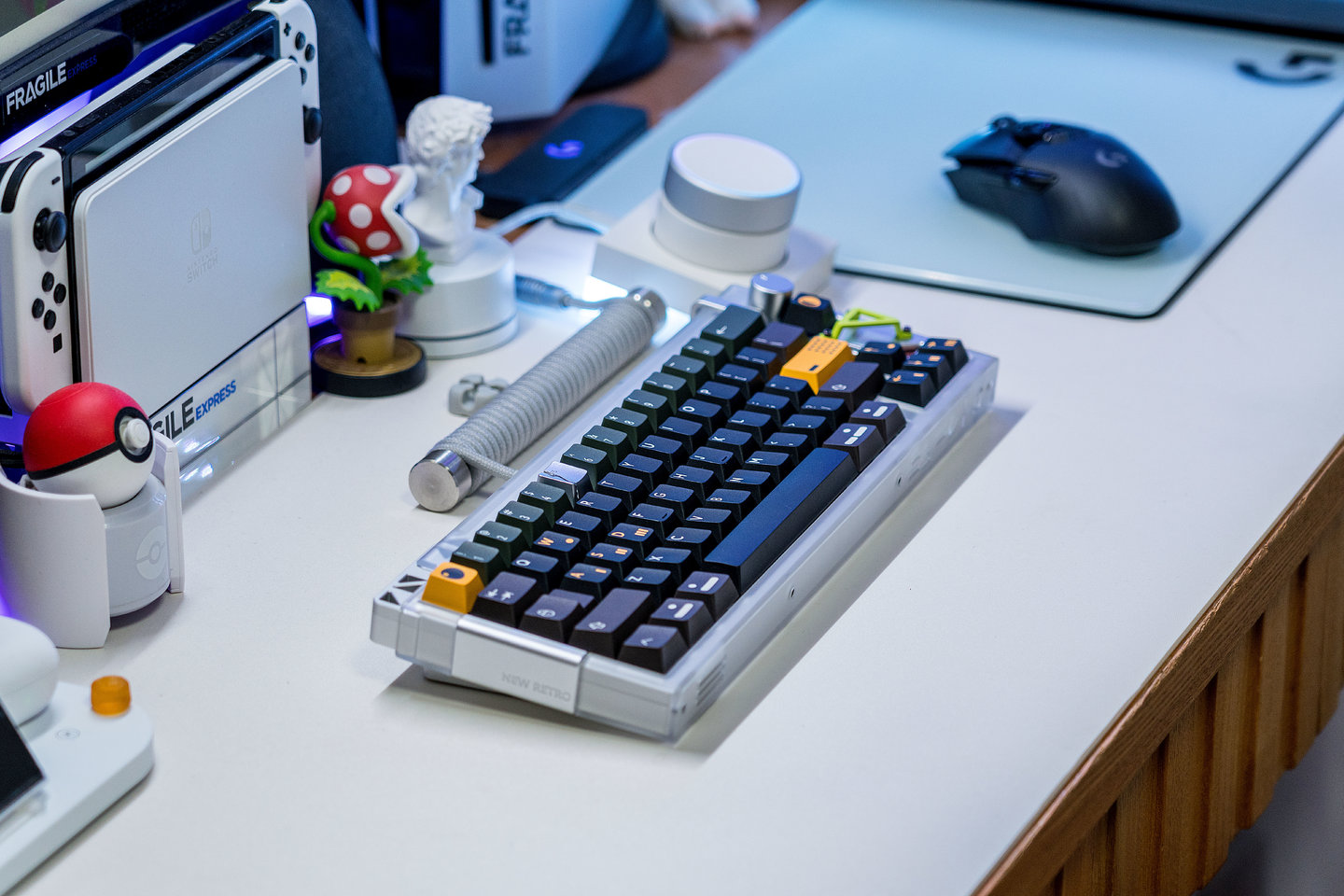 New Retro 66 by Deadline Studio