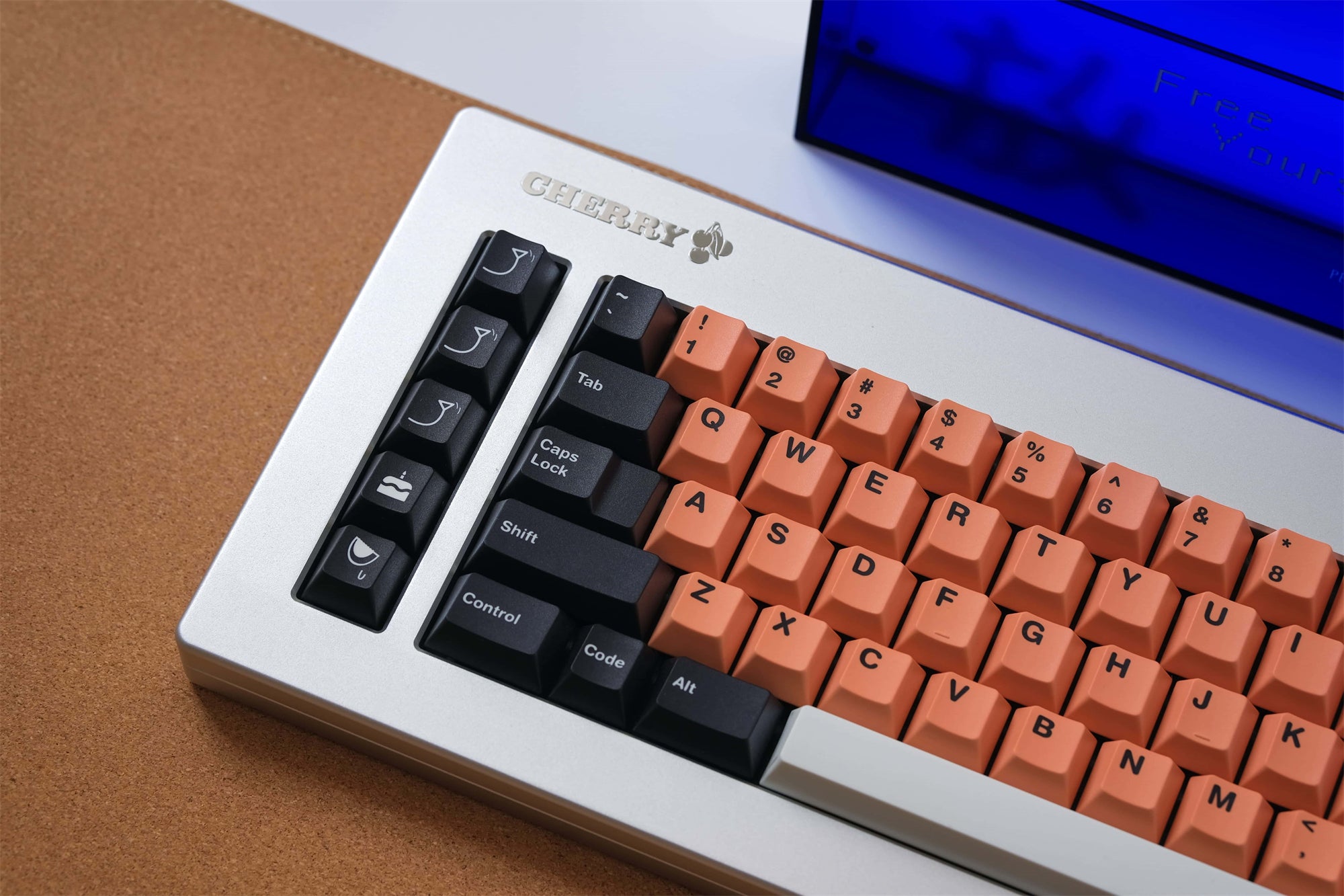 Pochita keycaps by TUT