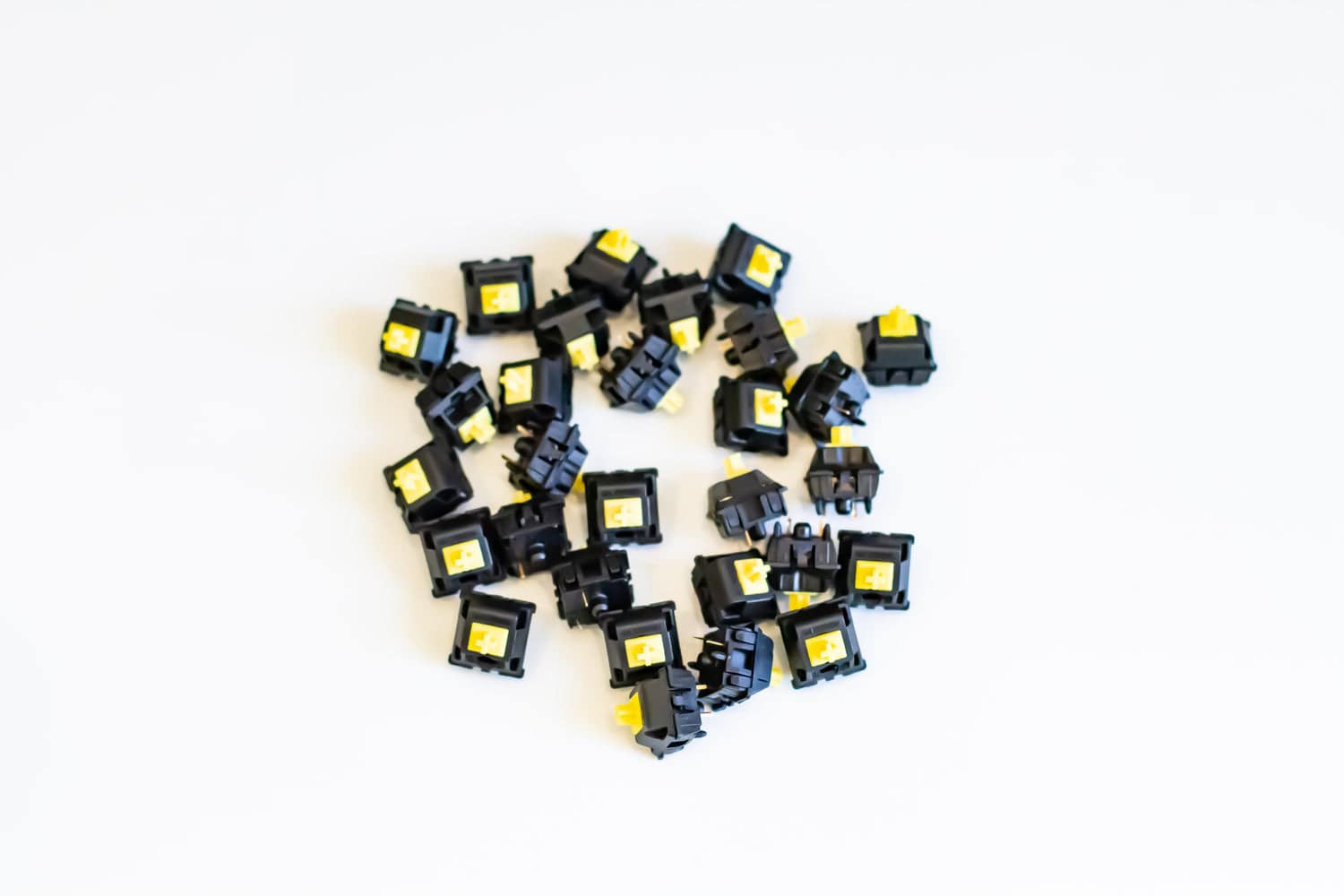 Need a bit heavier switch than the reds? Then try the silent yellows, sound the same, but feel a bit heavier
