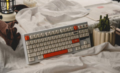 Close up of ALOHAKB K.O.II EP-133 Braun Style Keycaps Set