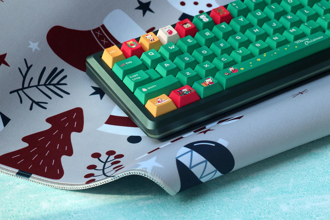 ALOHAKB X-Mas Teddy Bear Cherry Profile Keycaps