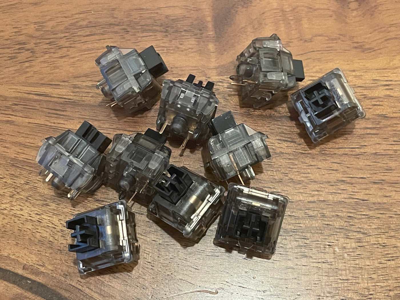 Gateron BOX Black Inks V2 Switches - Gateron Box Ink V2 switches can be compared as the Pros vs m