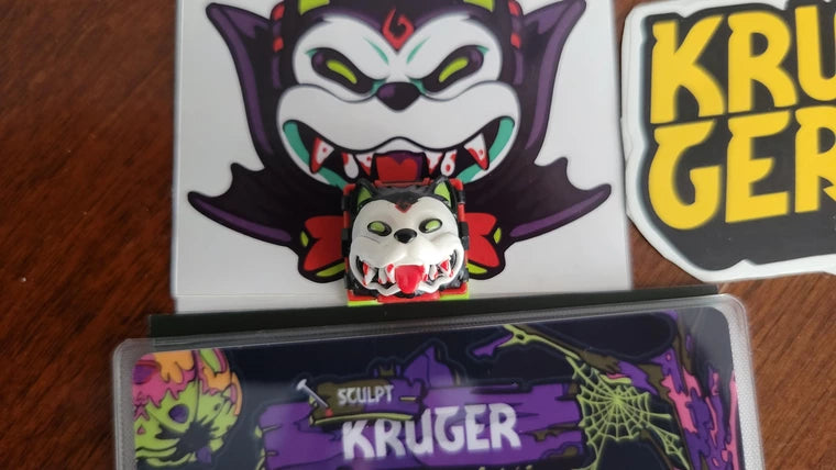 [KFA MARKETPLACE] SimpCaps "Dracula" Kruger Artisan keycap - KeebsForAll