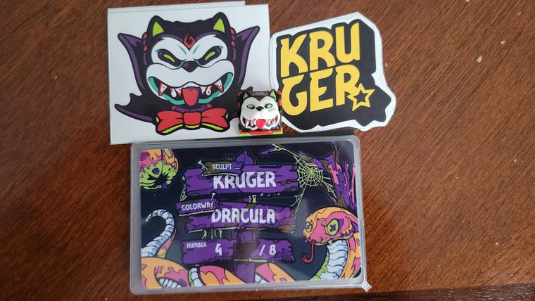 [KFA MARKETPLACE] SimpCaps "Dracula" Kruger Artisan keycap - KeebsForAll