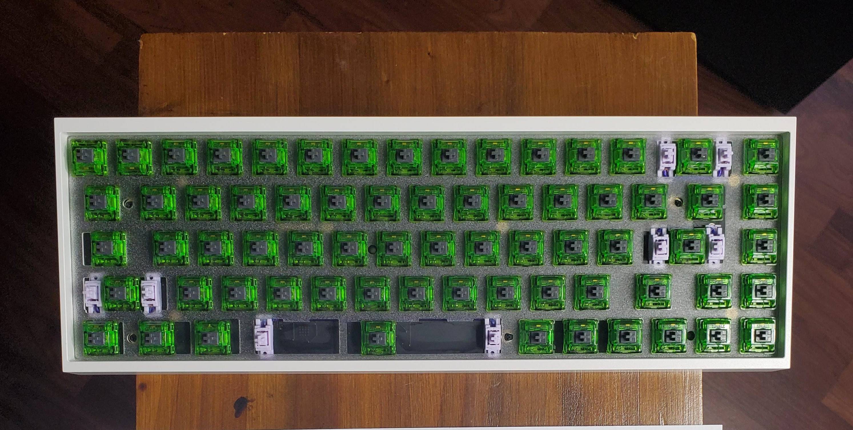 [KFA MARKETPLACE] Tofu65 E-White DIY KIt w/ Lubed/Filmed Switches & Stabs - KeebsForAll